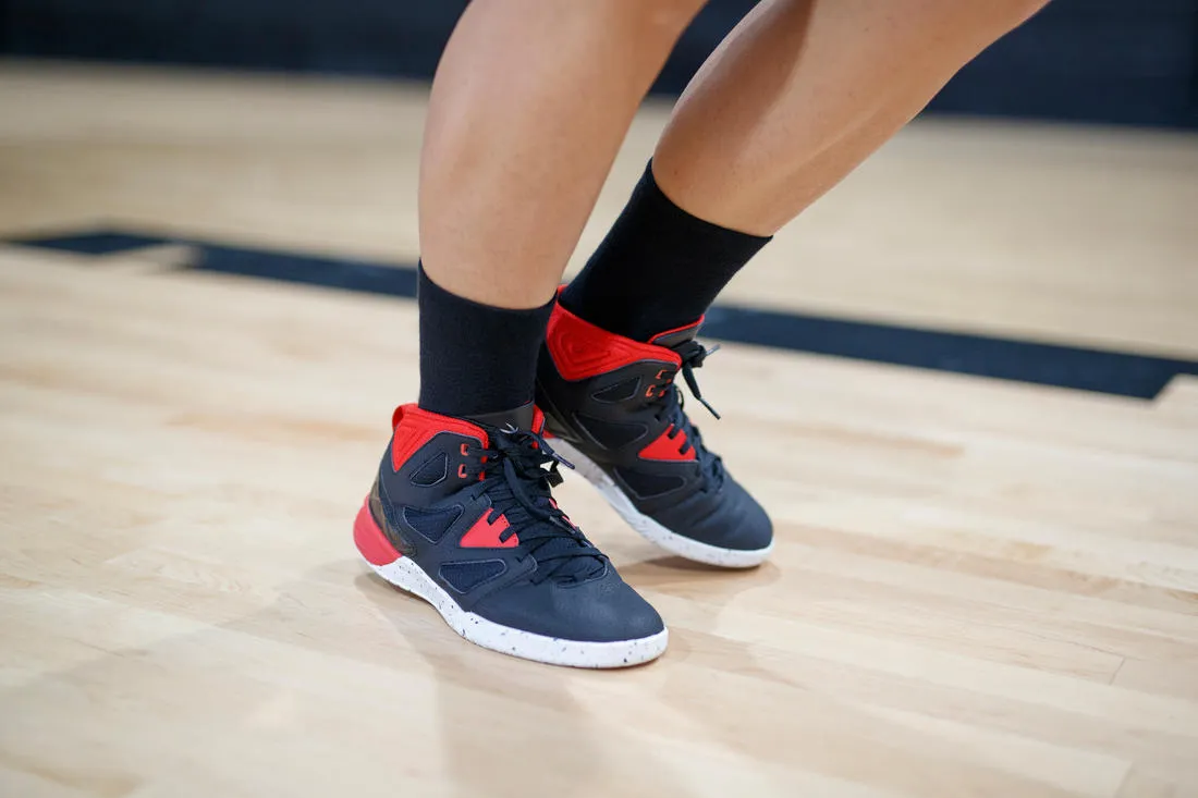 Beginner Basketball Shoes Shield 300 - Black/White/Red