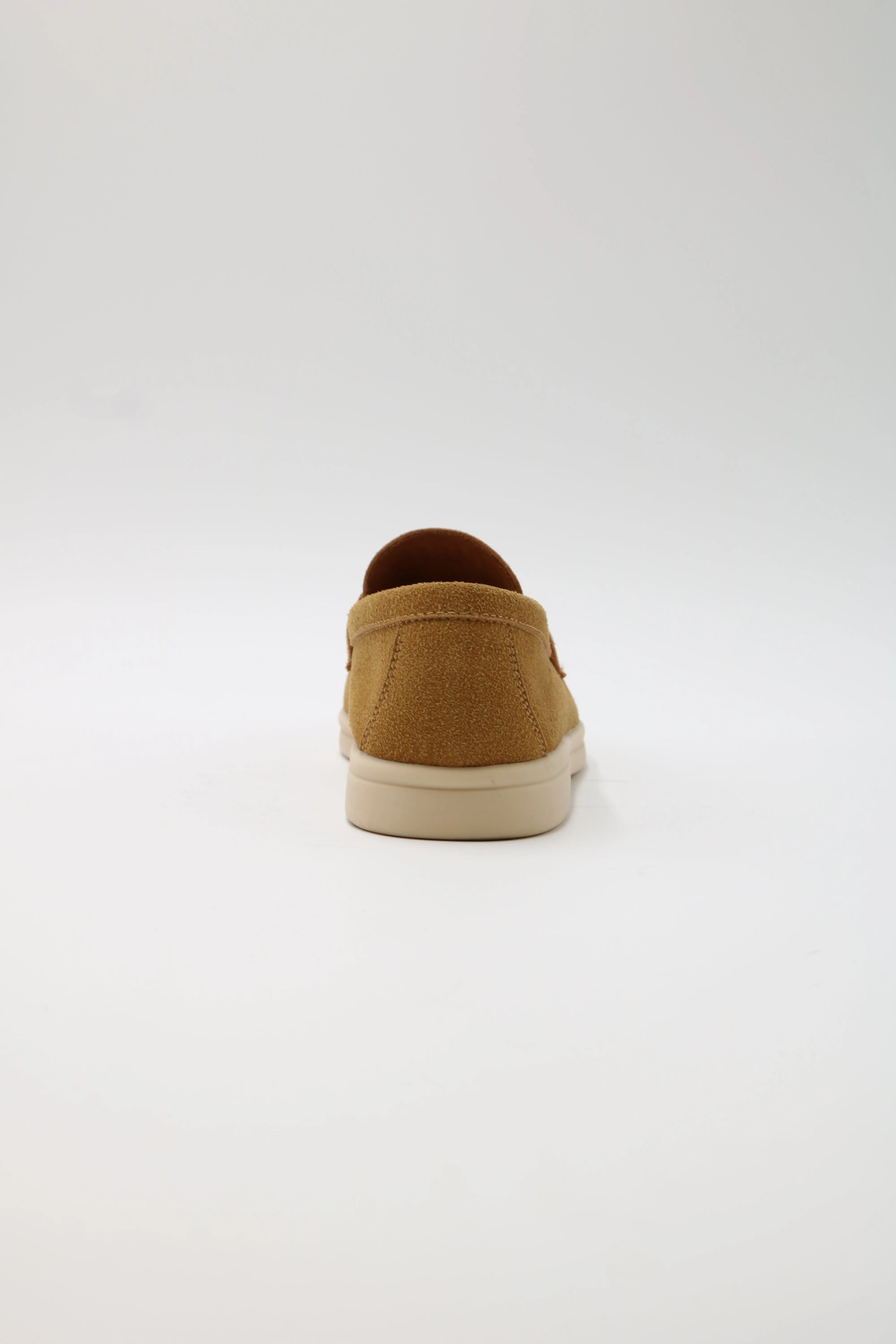 CHARLIE-01 Gold-Accent Loafers