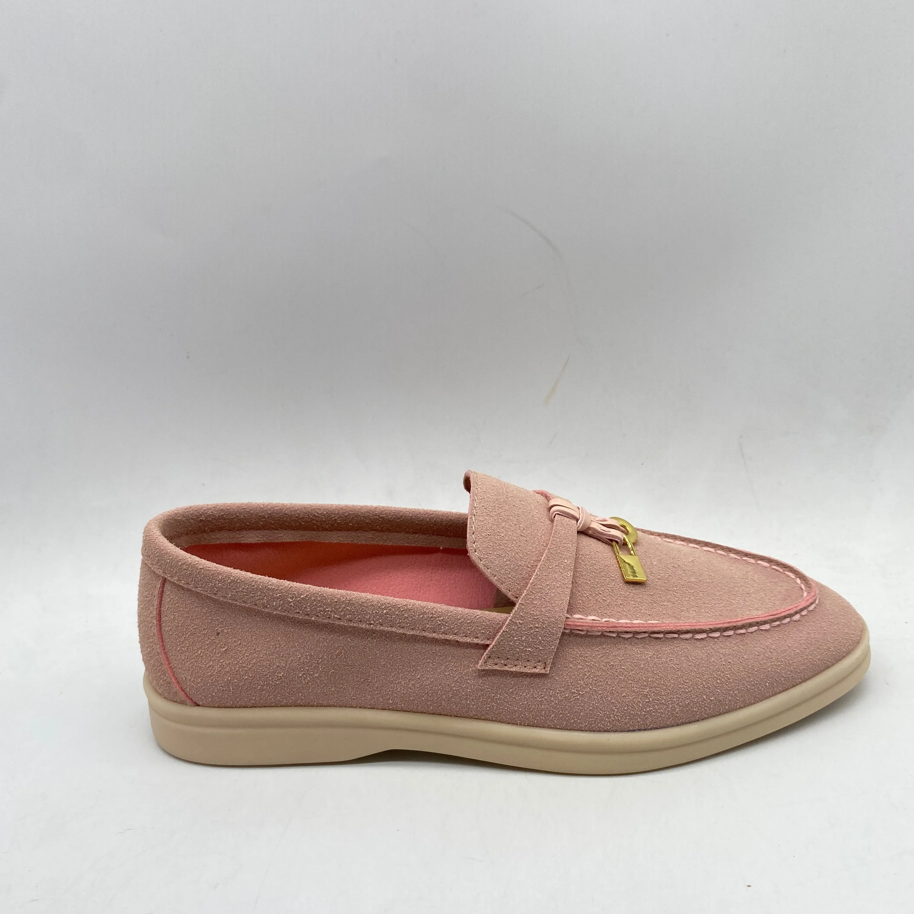 CHARLIE-01 Gold-Accent Loafers