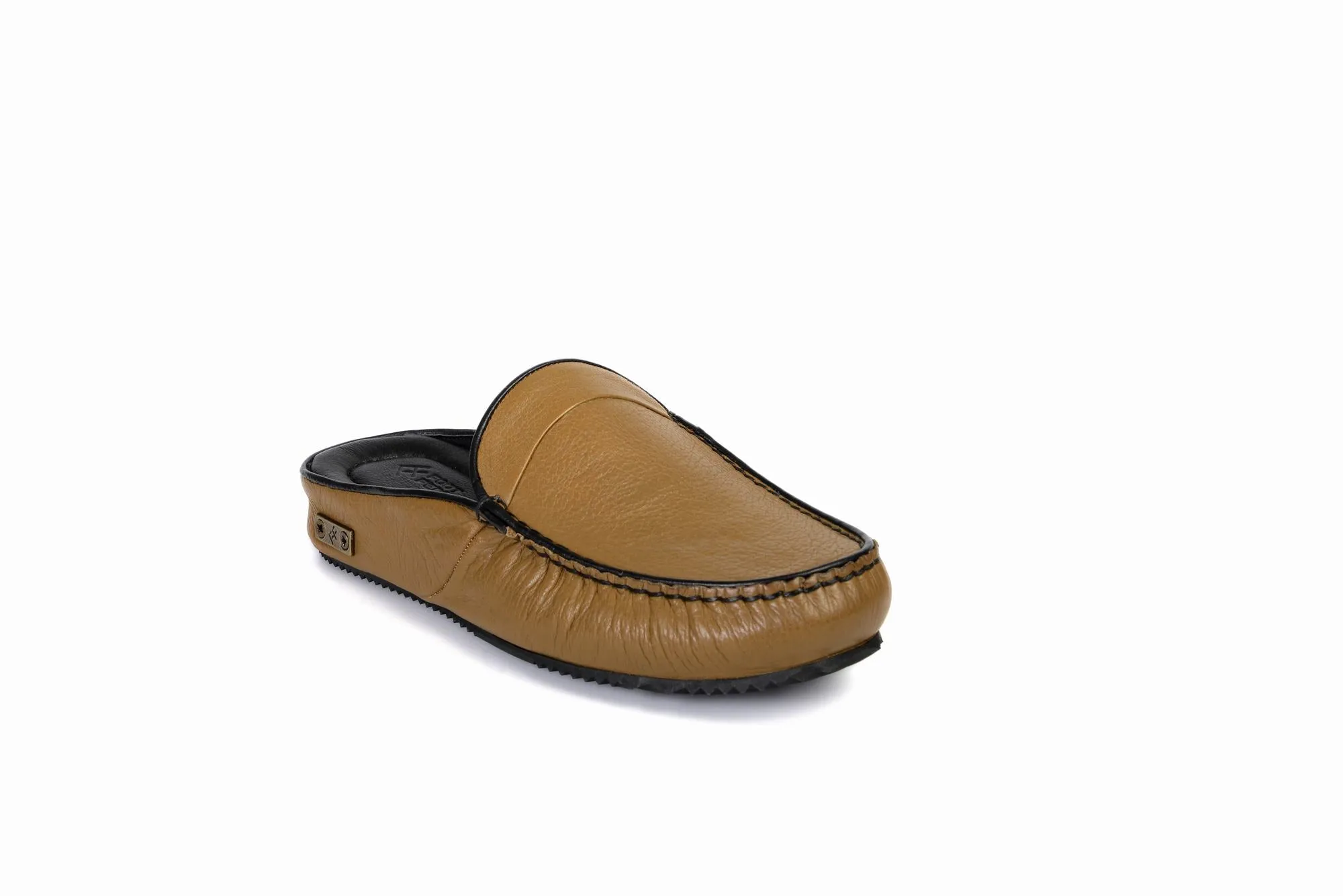 FOOT FEDERATION MOC-TOE WOMEN'S LEATHER SLIPPER WALNUT