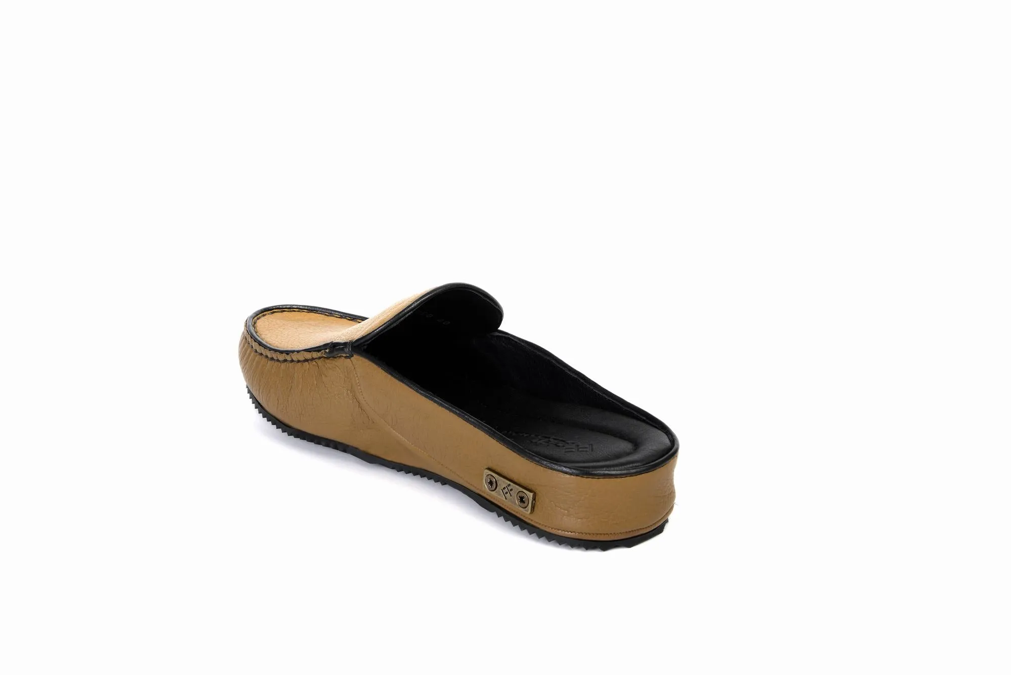 FOOT FEDERATION MOC-TOE WOMEN'S LEATHER SLIPPER WALNUT