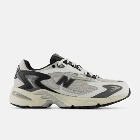 New Balance - 725V1 Grey matter with black and White ML725CE